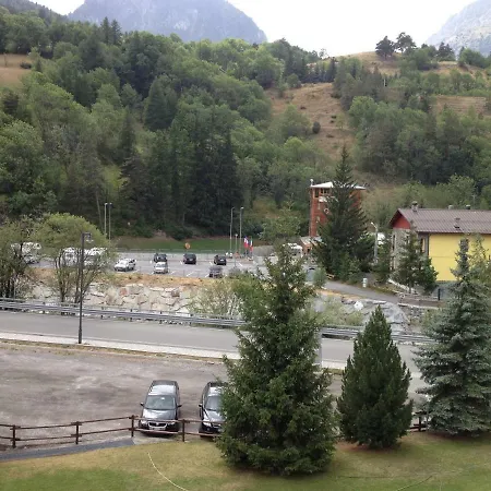 Montagna Apartment *